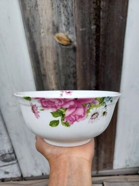New White Porcelain Bowl with Pink & White Roses.
